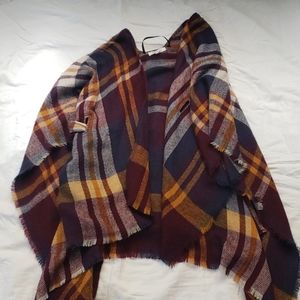 Plaid Autumn Poncho cover